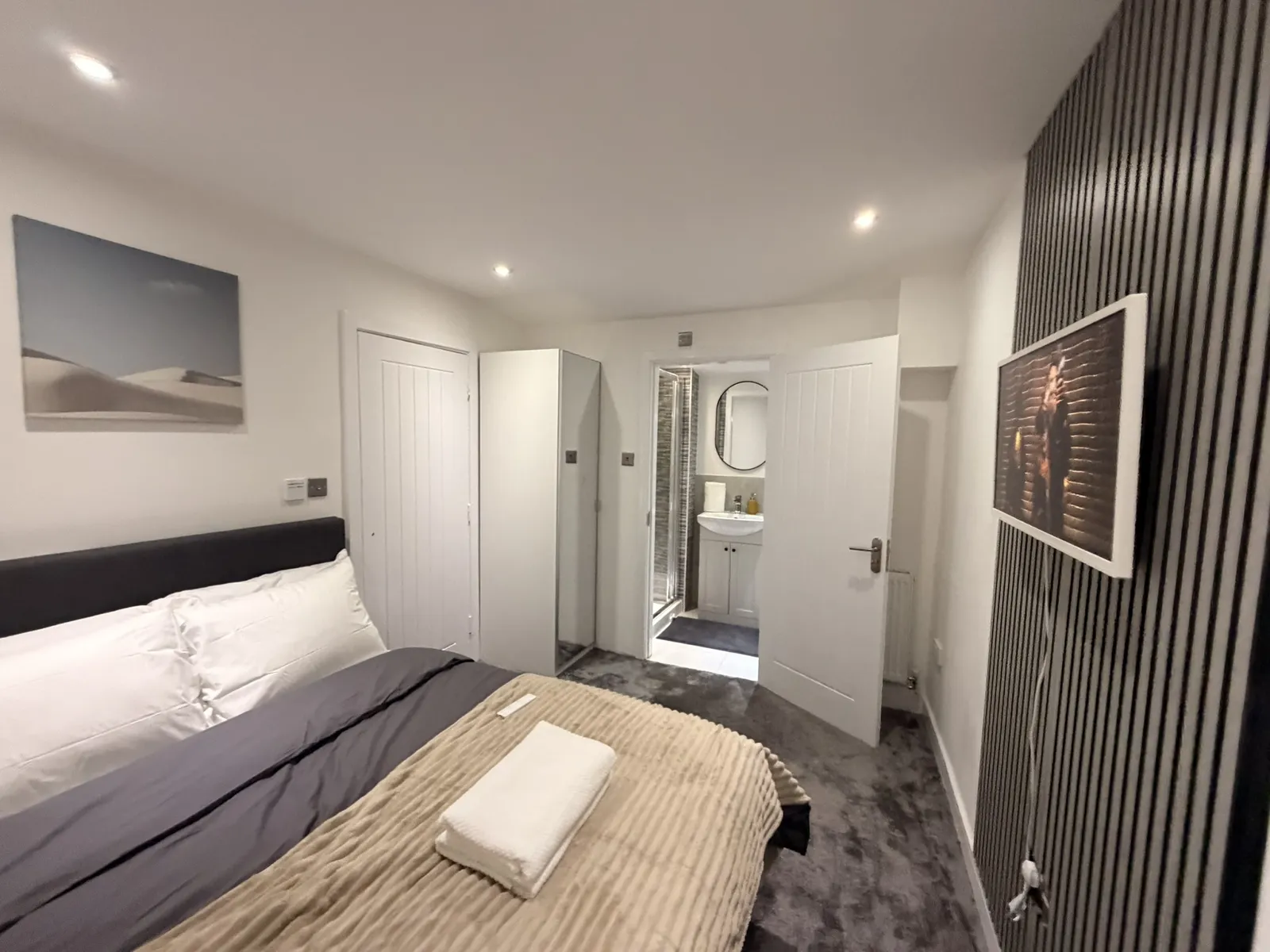 Deluxe Room With Shower